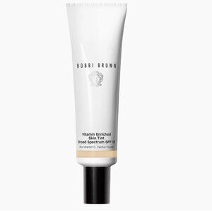 Bobbi Brown  Vitamin Enriched Skin Tint SPF 15 Fair 1